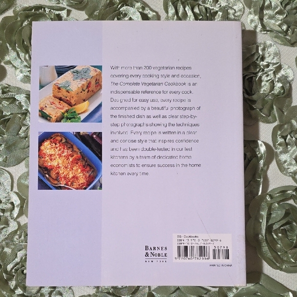 Vegetarian Cookbook with Tasty Recipes - Picture 2 of 6